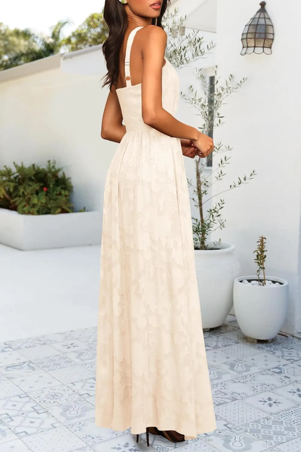 MITILLY Women's Summer Dresses 2024 Boho Halter Neck Sleeveless Smocked Floral Backless A Line Flowy Maxi Dress with Pockets